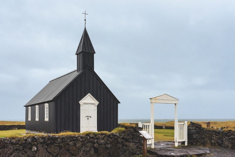 Het zwarte kerkje van Búðir. 