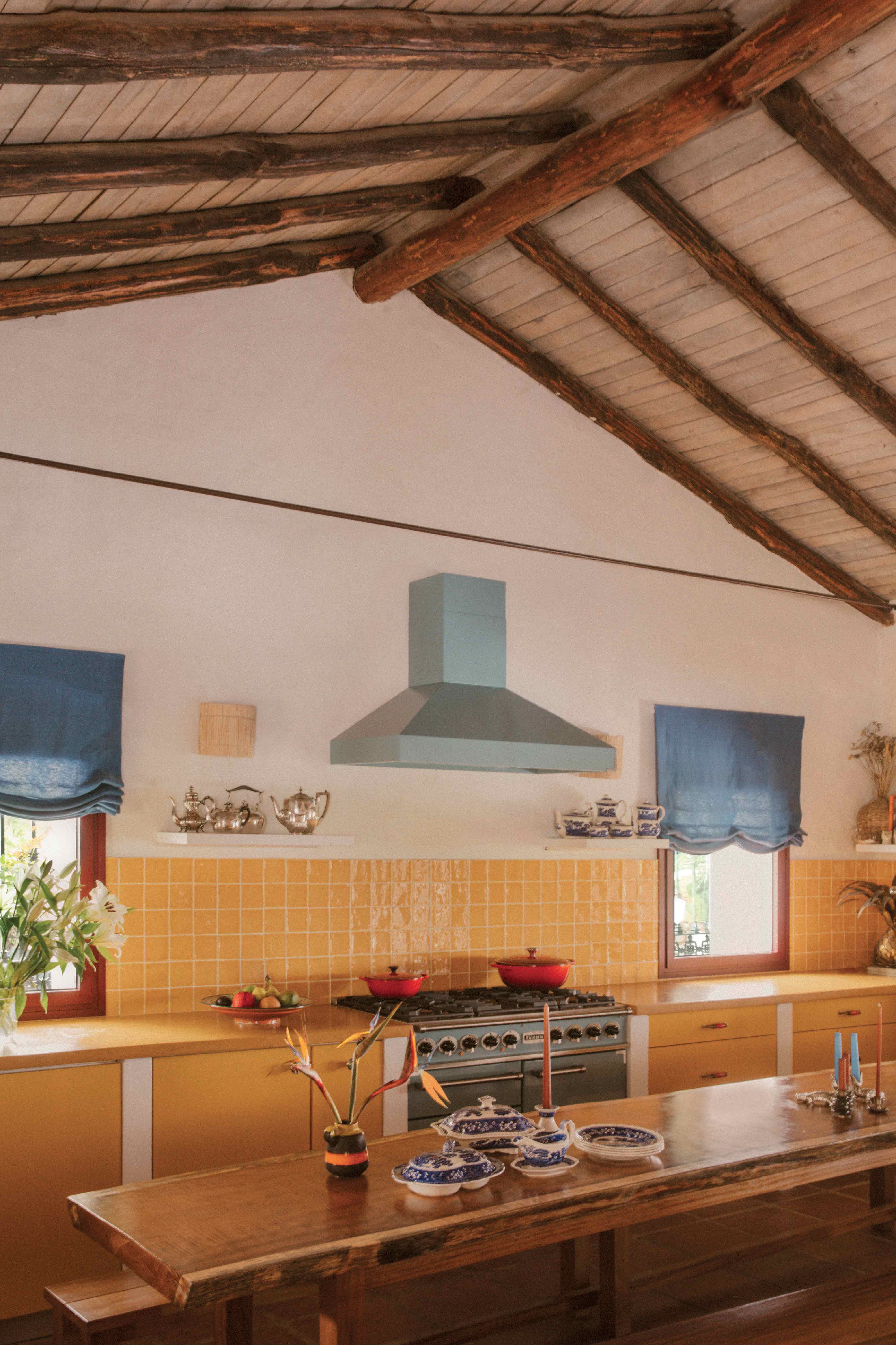 5-p8-apr-victoria-maria-marbella-4518-matthieu-salvaing