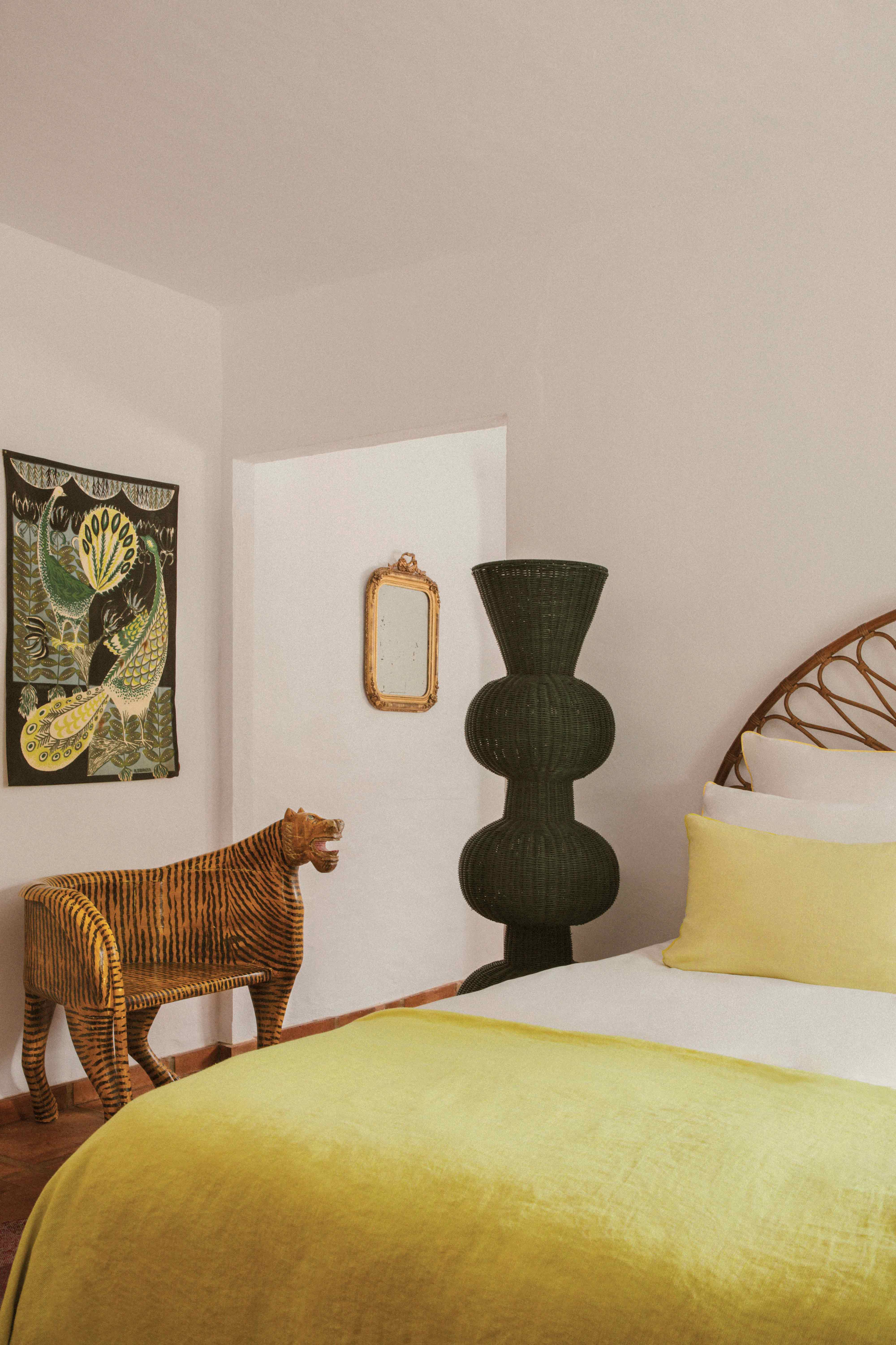 6-p9-apr-victoria-maria-marbella-3514-matthieu-salvaing