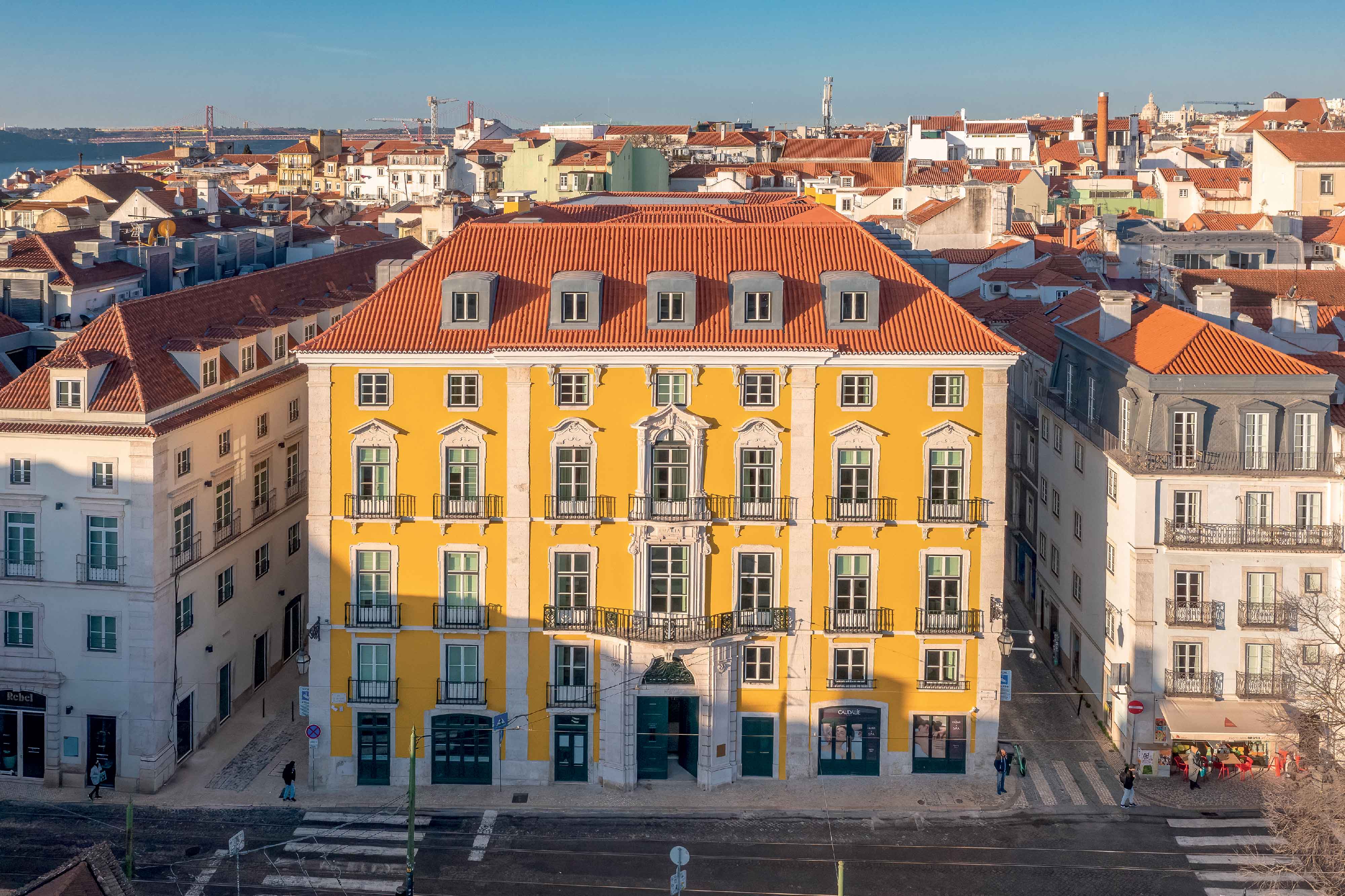 palacio-ludovice_aerial-view_6